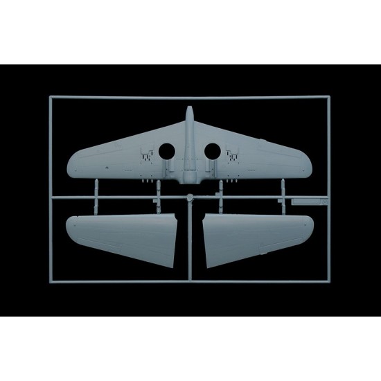 1/48 RAAF P-40E/K Kittyhawk (Australian Decals included) 1/48 RAAF P-40E/K Kittyhawk (Australian Decals included)