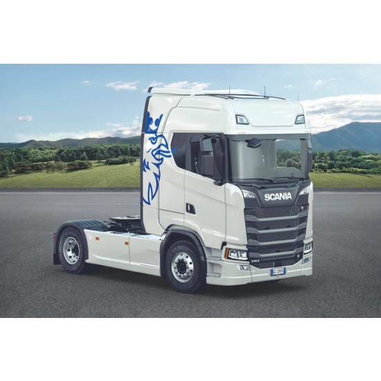 1/24 Scania S770 V8 White Cab 1/24 Scania S770 V8 White Cab