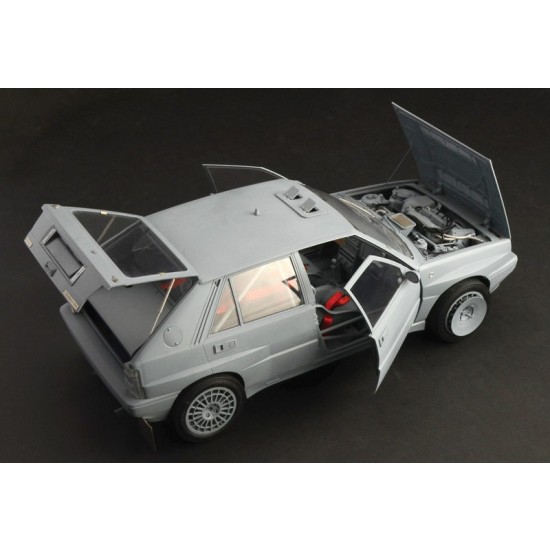 1/12 Lancia Delta HF Integrale 16V 1/12 Lancia Delta HF Integrale 16V