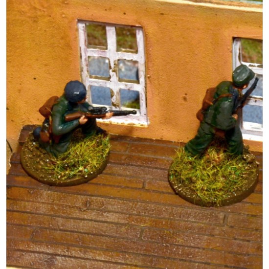 1/72 Operation Cobra 1944 Battle Diorama Set (64 Figures+4 Armour+2 French Houses) 1/72 Operation Cobra 1944 Battle Diorama Set (64 Figures+4 Armour+2 French Houses)