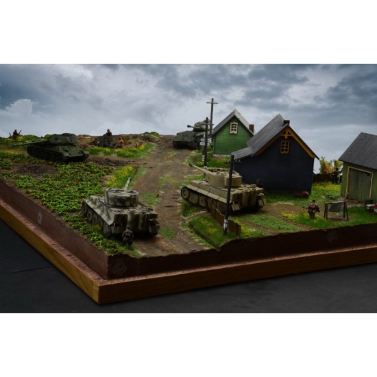 1/72 Battle At Malinava 1944 Diorama set 1/72 Battle At Malinava 1944 Diorama set