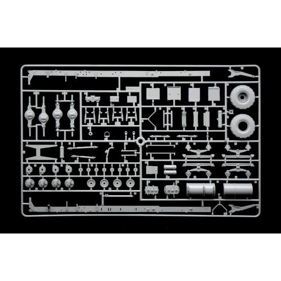1/35 Modern US M978 Fuel Servicing Truck 1/35 Modern US M978 Fuel Servicing Truck
