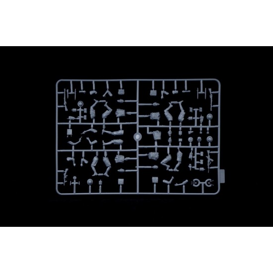 1/35 Crusader Mk II w/8th Army Infantry Rubber Tracks & 5 Figures 1/35 Crusader Mk II w/8th Army Infantry Rubber Tracks & 5 Figures