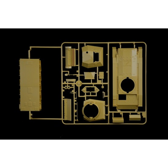 1/35 Crusader Mk II w/8th Army Infantry Rubber Tracks & 5 Figures 1/35 Crusader Mk II w/8th Army Infantry Rubber Tracks & 5 Figures
