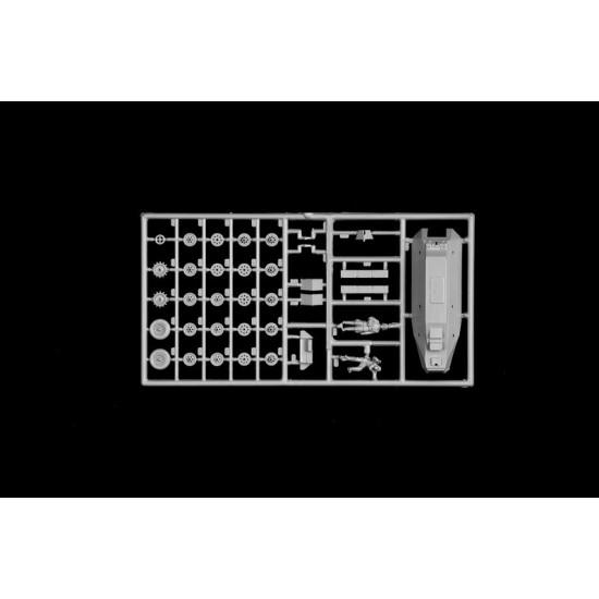 1/72 SdKfz. 251/10 Half-track APC 1/72 SdKfz. 251/10 Half-track APC