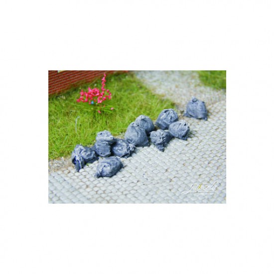 1/87 (HO scale) Bags (Garbage/Transport, Anthracite 50x) 1/87 (HO scale) Bags (Garbage/Transport, Anthracite 50x)