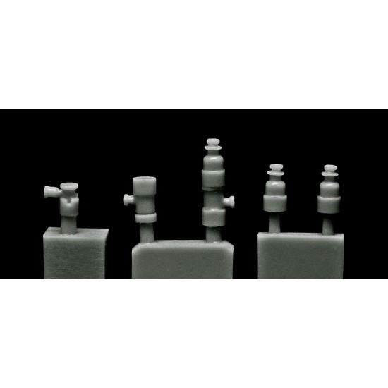 1/35 Fu5/Fu16 Radio (Double Frame) (Resin+PE) 1/35 Fu5/Fu16 Radio (Double Frame) (Resin+PE)