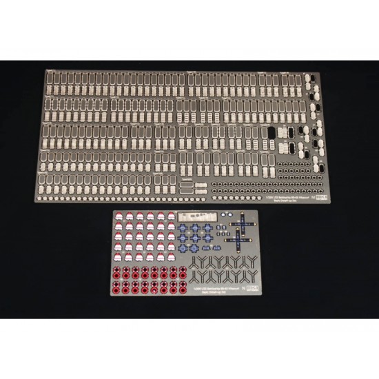 1/200 USS Missouri BB-63 Battleship Deluxe Detailing Set w/Wooden Deck for Trumpeter kit 1/200 USS Missouri BB-63 Battleship Deluxe Detailing Set w/Wooden Deck for Trumpeter kit