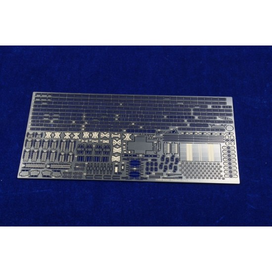 1/350 HMS Warspite Deluxe Upgrade Set (Wooden Deck+Photoetch+Barrels+Chain) for Academy kit #14105 1/350 HMS Warspite Deluxe Upgrade Set (Wooden Deck+Photoetch+Barrels+Chain) for Academy kit #14105