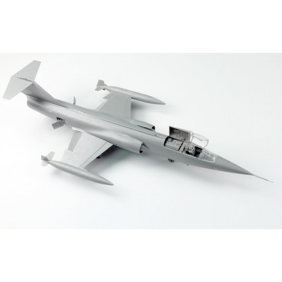 1/48 Luftwaffe Lockheed F-104G Starfighter 1/48 Luftwaffe Lockheed F-104G Starfighter
