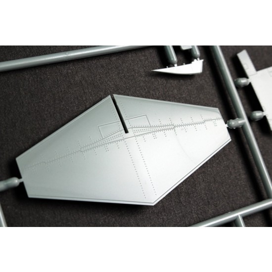 1/48 Luftwaffe Lockheed F-104G Starfighter 1/48 Luftwaffe Lockheed F-104G Starfighter
