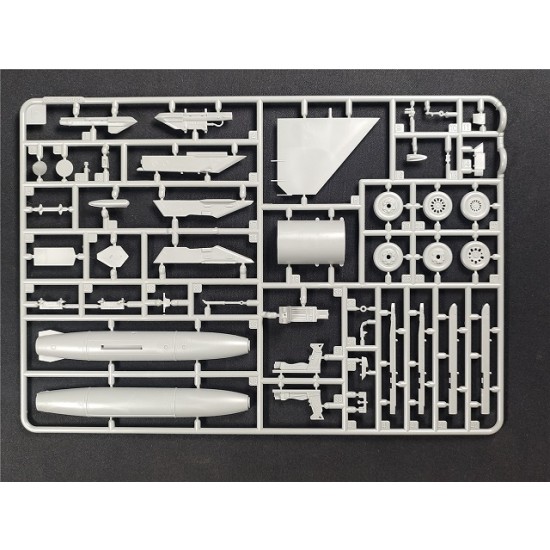 1/48 USAF F-16C Block 25/42 Fighting Falcon 1/48 USAF F-16C Block 25/42 Fighting Falcon
