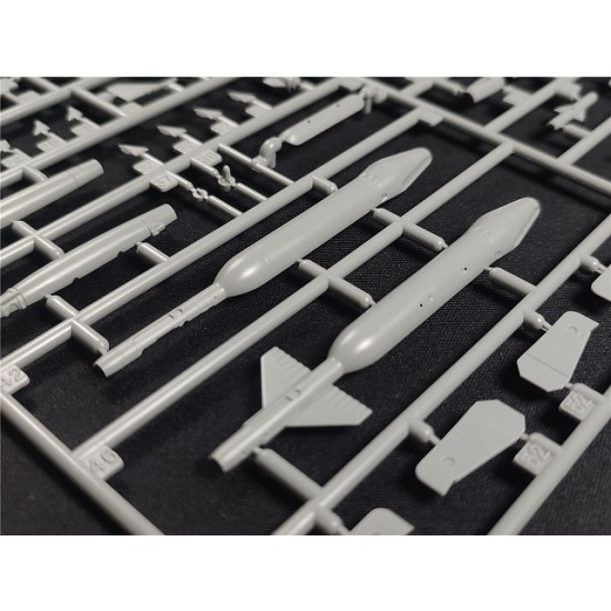 1/48 USAF F-16C Block 25/42 Fighting Falcon 1/48 USAF F-16C Block 25/42 Fighting Falcon