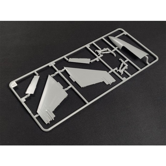 1/48 F/A-18C Hornet VFA-27 Royal Maces 1/48 F/A-18C Hornet VFA-27 Royal Maces
