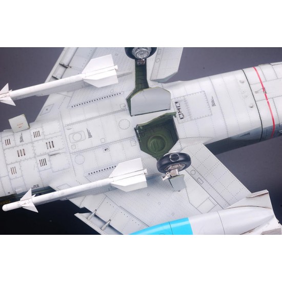 1/32 North-American F-86K Sabre Dog 1/32 North-American F-86K Sabre Dog