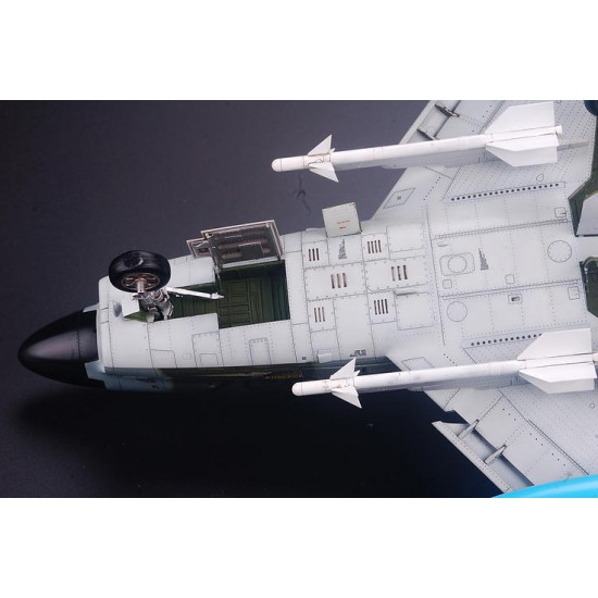 1/32 North-American F-86K Sabre Dog 1/32 North-American F-86K Sabre Dog