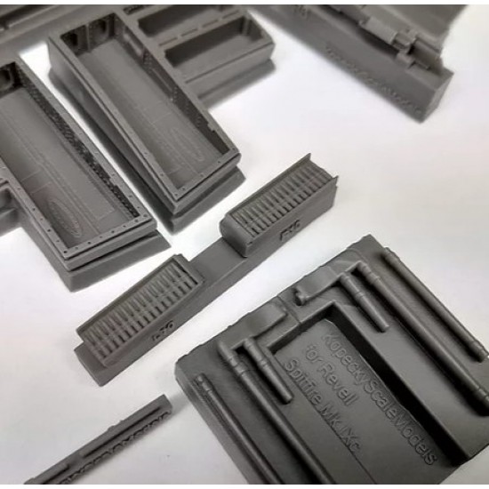 1/32 Supermarine Spitfire Mk.Ixc (C-wing) Weapon Bays for Revell kits 1/32 Supermarine Spitfire Mk.Ixc (C-wing) Weapon Bays for Revell kits