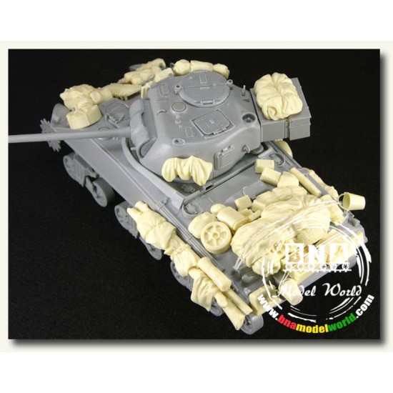 1/35 WWII Sherman Firefly Stowage set 1/35 WWII Sherman Firefly Stowage set