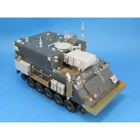 1/35 IDF M577 Mugaf Late Conversion set for Tamiya kits 1/35 IDF M577 Mugaf Late Conversion set for Tamiya kits