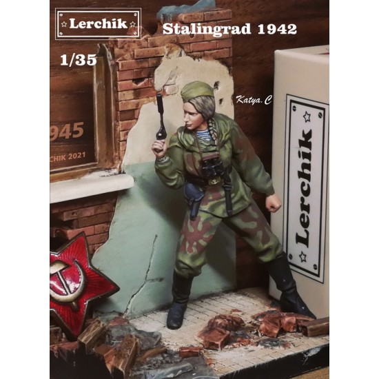 1/35 Red Navy Scout Katya.C, Stalingrad 1942 1/35 Red Navy Scout Katya.C, Stalingrad 1942