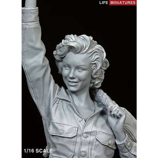 1/16 Marilyn Monroe in Korea for USO Tour 1954 1/16 Marilyn Monroe in Korea for USO Tour 1954