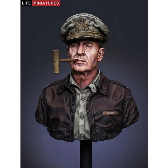 1/10 UN Supreme Commander Gen. Douglas MacArthur Bust 1/10 UN Supreme Commander Gen. Douglas MacArthur Bust