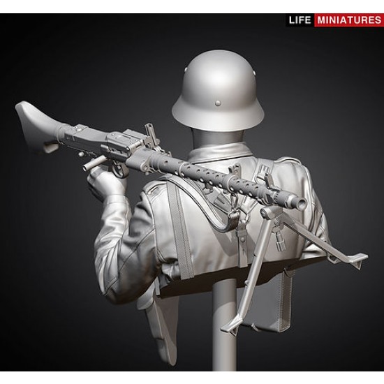 1/10 WWII Wehrmacht MG34 Gunner, France 1940 (resin bust) 1/10 WWII Wehrmacht MG34 Gunner, France 1940 (resin bust)