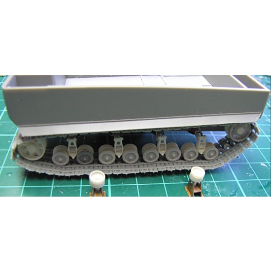 1/35 American M29 Weasel (Full kit) 1/35 American M29 Weasel (Full kit)