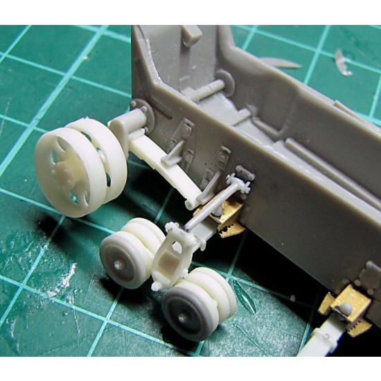 1/35 American M29 Weasel (Full kit) 1/35 American M29 Weasel (Full kit)