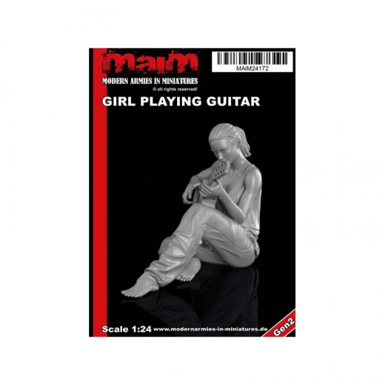 1/24 Girl Playing Guitar 1/24 Girl Playing Guitar