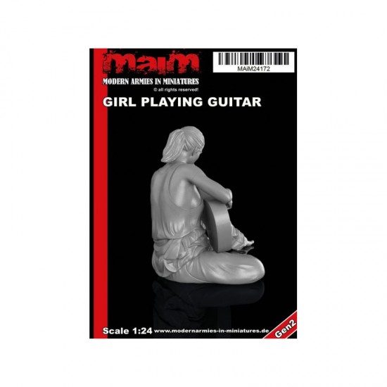 1/24 Girl Playing Guitar 1/24 Girl Playing Guitar