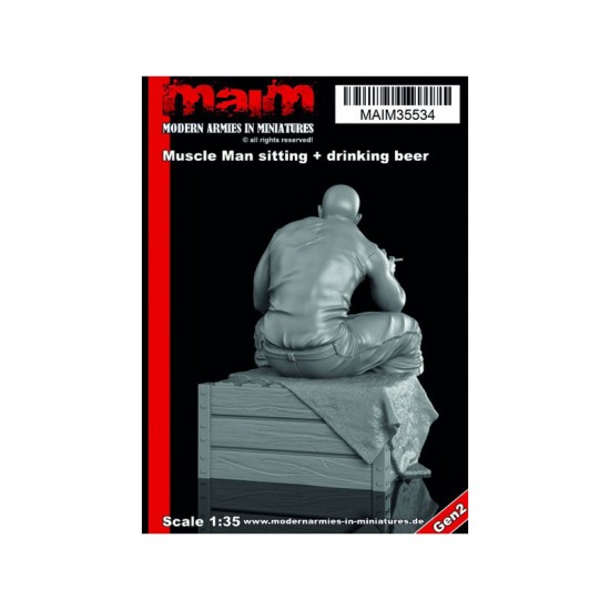 1/35 Muscle Man Sitting + Drinking Beer 1/35 Muscle Man Sitting + Drinking Beer