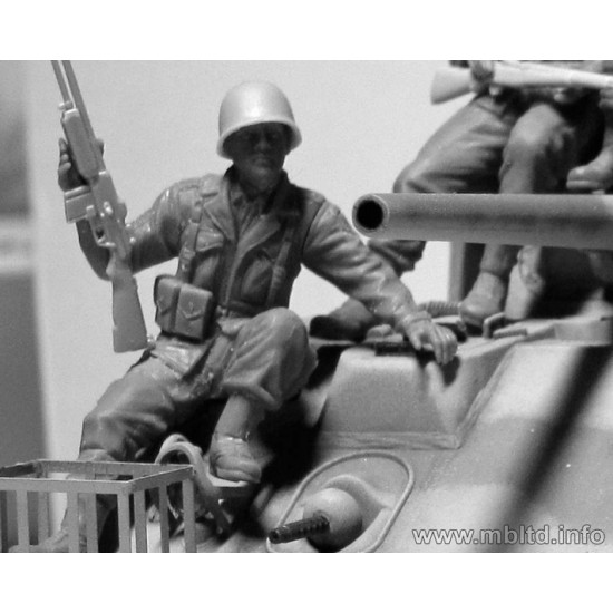 1/35 The 101st Light Company US Paratroopers & British Tankman in France 1944 (9 Figures) 1/35 The 101st Light Company US Paratroopers & British Tankman in France 1944 (9 Figures)