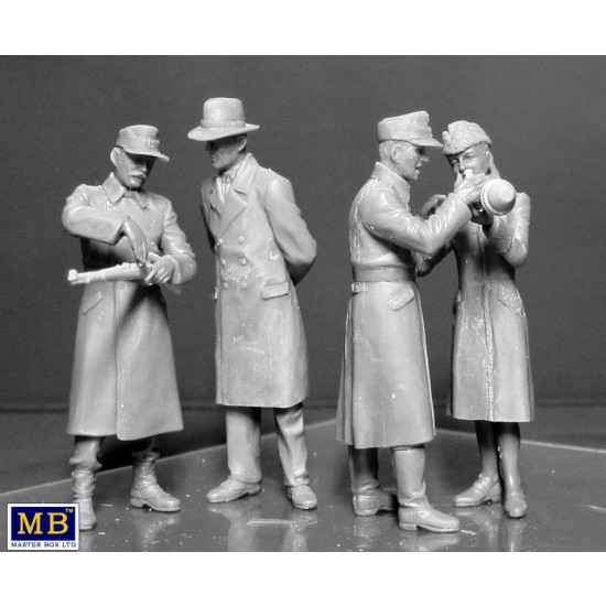 1/35 Volkssturm in Germany 1944-1945 (5 Figures) 1/35 Volkssturm in Germany 1944-1945 (5 Figures)