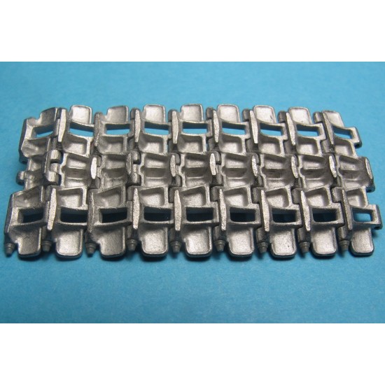 1/35 Metal Tracks for KV-1/KV-2 (200 links, 400 pins) 1/35 Metal Tracks for KV-1/KV-2 (200 links, 400 pins)