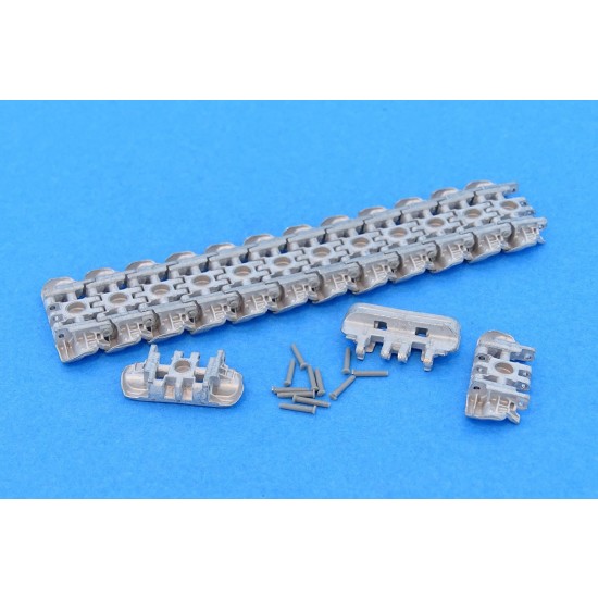 1/35 Tracks for Churchill (early) 1/35 Tracks for Churchill (early)