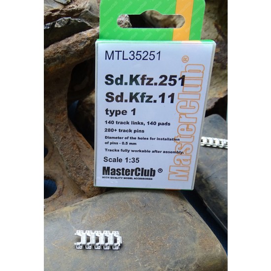 1/35 Metal Tracks for SdKfz 251 Type 1 Half-track 1/35 Metal Tracks for SdKfz 251 Type 1 Half-track