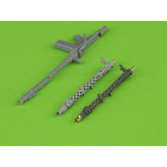 1/35 PzKpfw II Ausf. A-F 2cm KwK30 L/55 & MG-34 Gun Barrels for IBG/Dragon kits 1/35 PzKpfw II Ausf. A-F 2cm KwK30 L/55 & MG-34 Gun Barrels for IBG/Dragon kits
