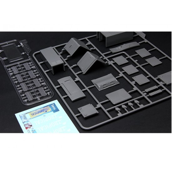 1/35 Vending Machine and Dustbin Set 1/35 Vending Machine and Dustbin Set