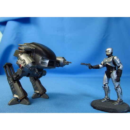 1/35 Fighting Robot D-209 1/35 Fighting Robot D-209