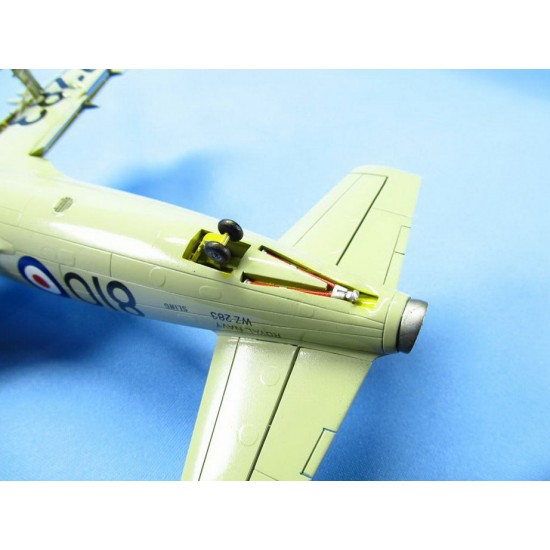 1/48 Supermarine Attacker FB.2 Landing Gears for Classic Airframes/Trumpeter kits 1/48 Supermarine Attacker FB.2 Landing Gears for Classic Airframes/Trumpeter kits