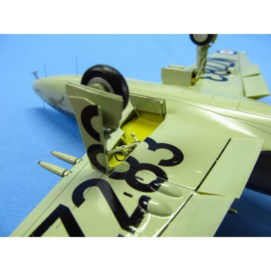 1/48 Supermarine Attacker FB.2 Landing Gears for Classic Airframes/Trumpeter kits 1/48 Supermarine Attacker FB.2 Landing Gears for Classic Airframes/Trumpeter kits
