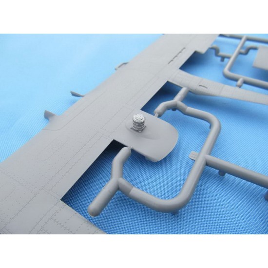 1/48 Rockwell OV-10A Bronco Exterior Part 2 for ICM kits 1/48 Rockwell OV-10A Bronco Exterior Part 2 for ICM kits