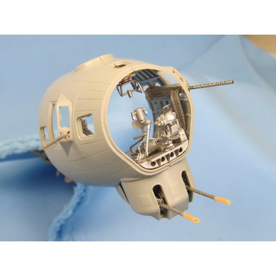 1/48 B-17G Flying Fortress Bombardiers Cockpit Interior set for HK Models kits 1/48 B-17G Flying Fortress Bombardiers Cockpit Interior set for HK Models kits
