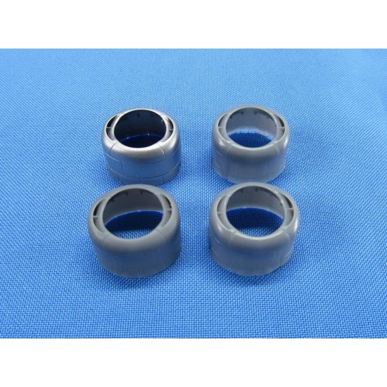 1/72 Consolidated B-24D Liberator Cowlings with PW R-1830 Engines for Italeri kits 1/72 Consolidated B-24D Liberator Cowlings with PW R-1830 Engines for Italeri kits