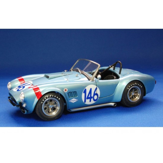 1/24 Multimedia kit: 289 Cobra FIA Roadstar Version. B 1/24 Multimedia kit: 289 Cobra FIA Roadstar Version. B