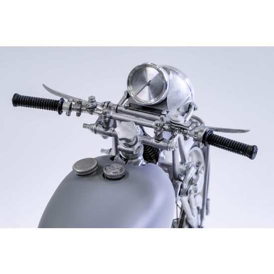 1/9 Full Detail kit - HRD Vincent Black Shadow 1948 1/9 Full Detail kit - HRD Vincent Black Shadow 1948