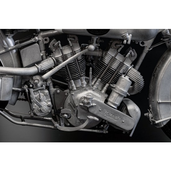 1/9 Fulldetail Kit: Brough Superior SS100 1926