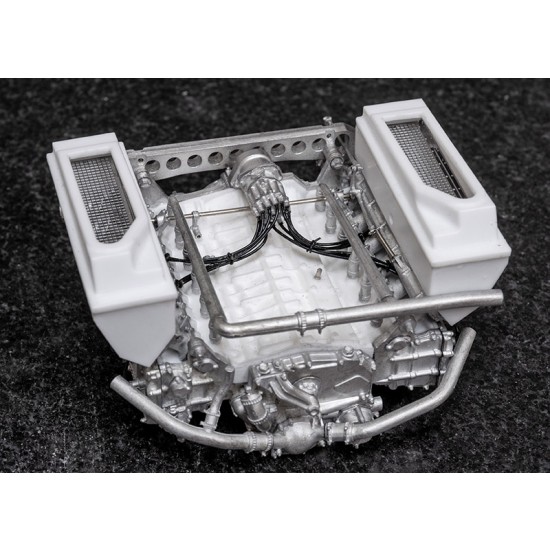 1/12 Multi-material Kit: Tipo33 TT12 Ver.C 1975 Rd.5 Spa 1000km Winner #2 #1 1/12 Multi-material Kit: Tipo33 TT12 Ver.C 1975 Rd.5 Spa 1000km Winner #2 #1