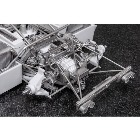 1/12 Multi-material Kit: Tipo33 TT12 Ver.C 1975 Rd.5 Spa 1000km Winner #2 #1 1/12 Multi-material Kit: Tipo33 TT12 Ver.C 1975 Rd.5 Spa 1000km Winner #2 #1